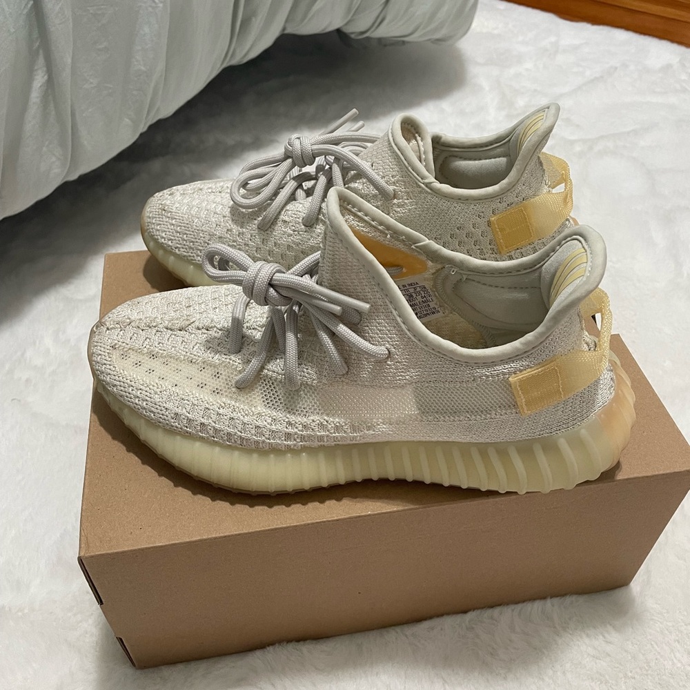 Yeezy Boost 350s V2 “Light”